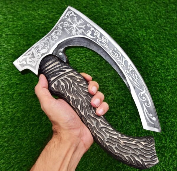 Damoxus Forest Hunting Pizza Cutter Axe