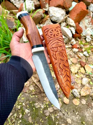 Hand Forged Damascus Steel Hunting Knife